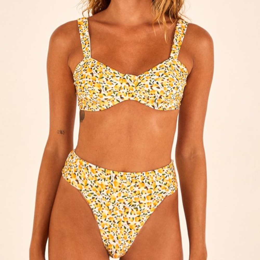 NWT Farm Rio Off-White Cashew Scarf Bikini Set
